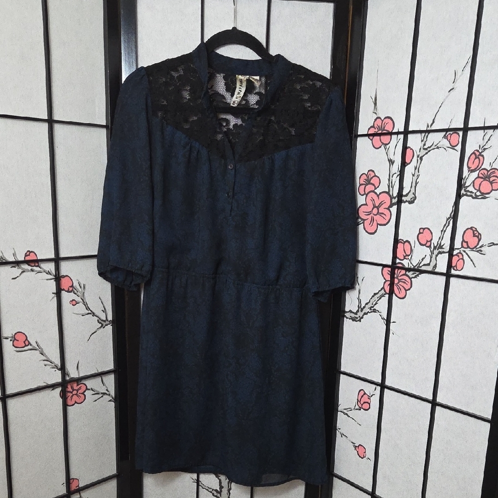 Mimi Chica Black and Blue Lace Tunic Size Large